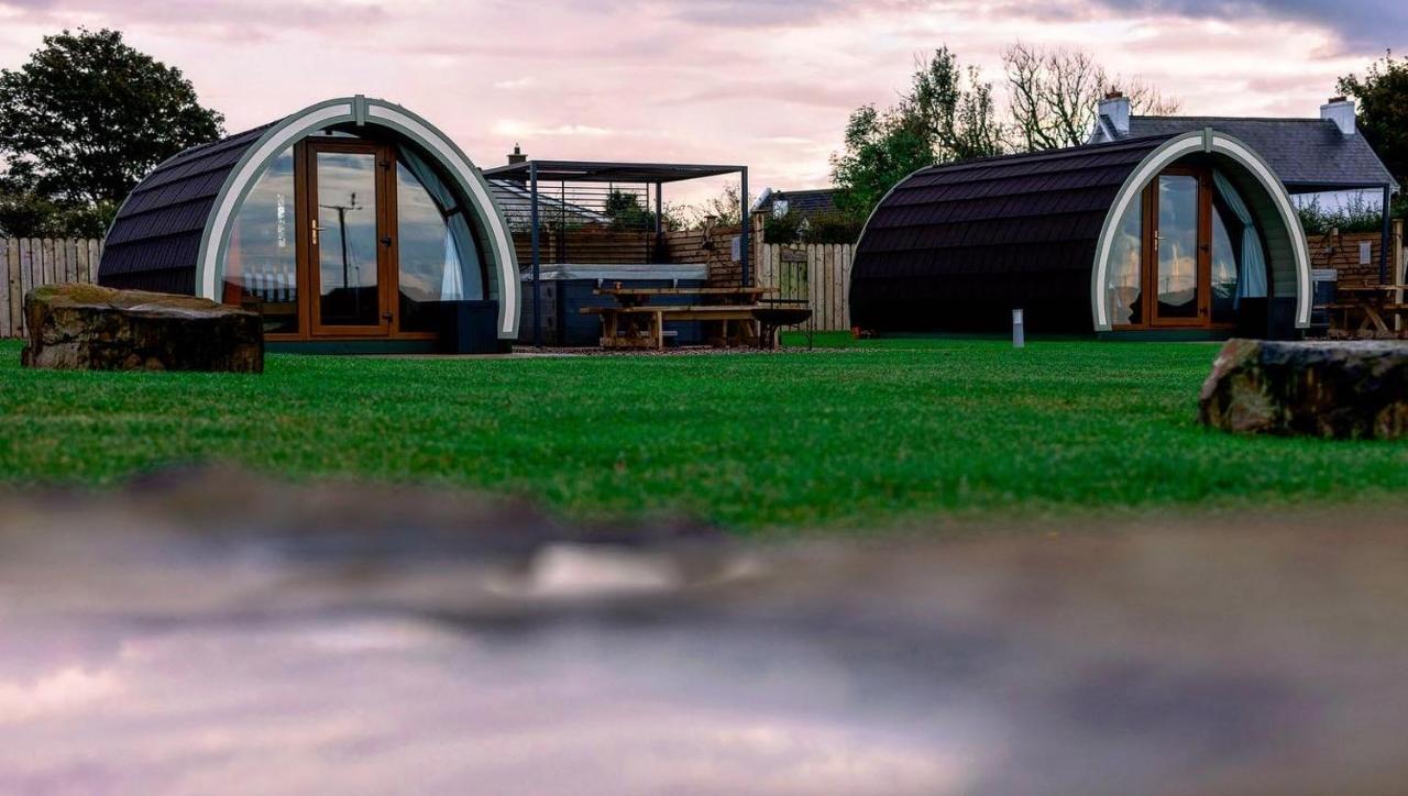 Causeway Country Pods Hotel Bushmills Buitenkant foto