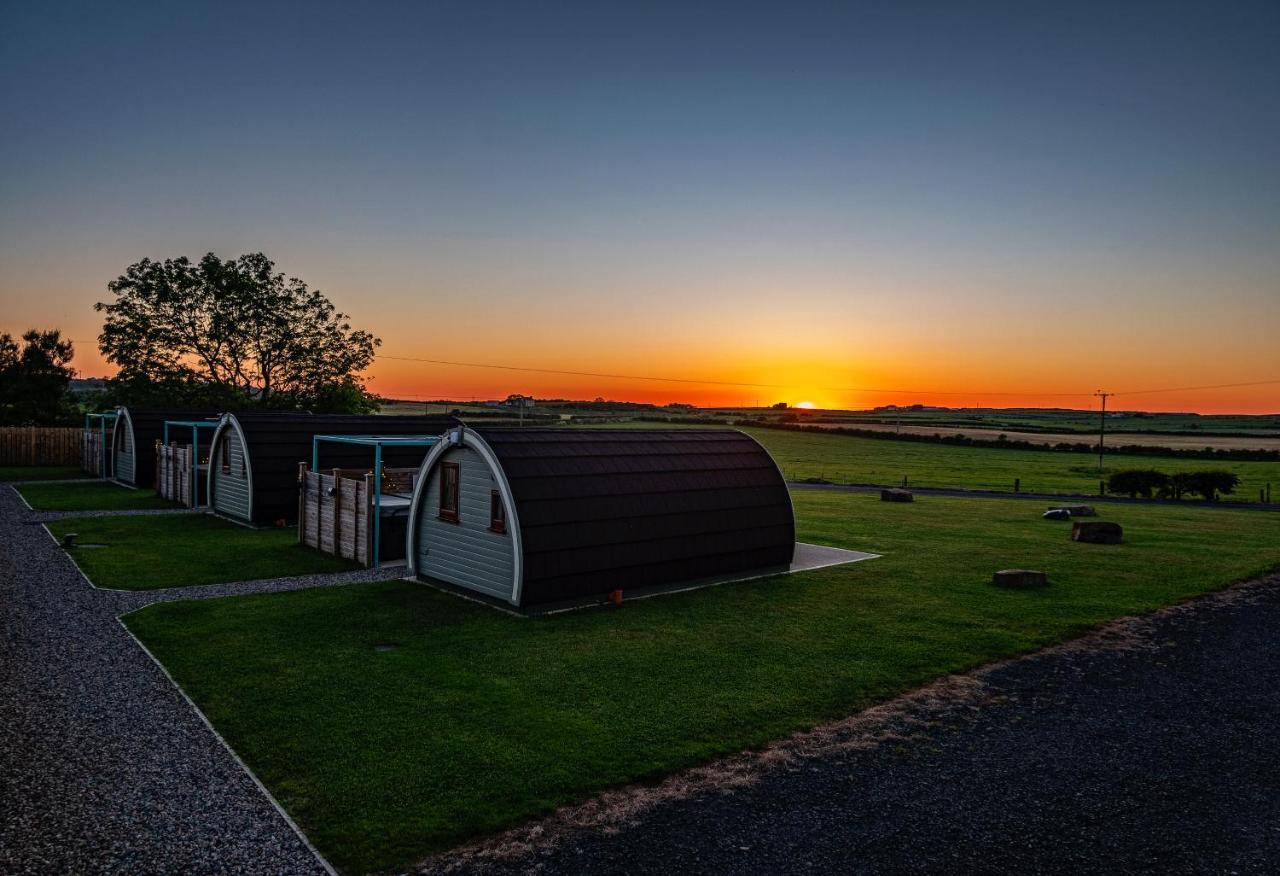 Causeway Country Pods Hotel Bushmills Buitenkant foto