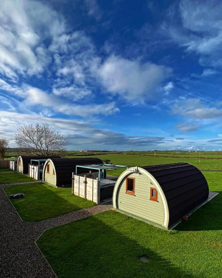 Causeway Country Pods Hotel Bushmills Buitenkant foto