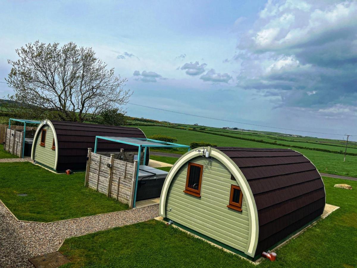 Causeway Country Pods Hotel Bushmills Buitenkant foto